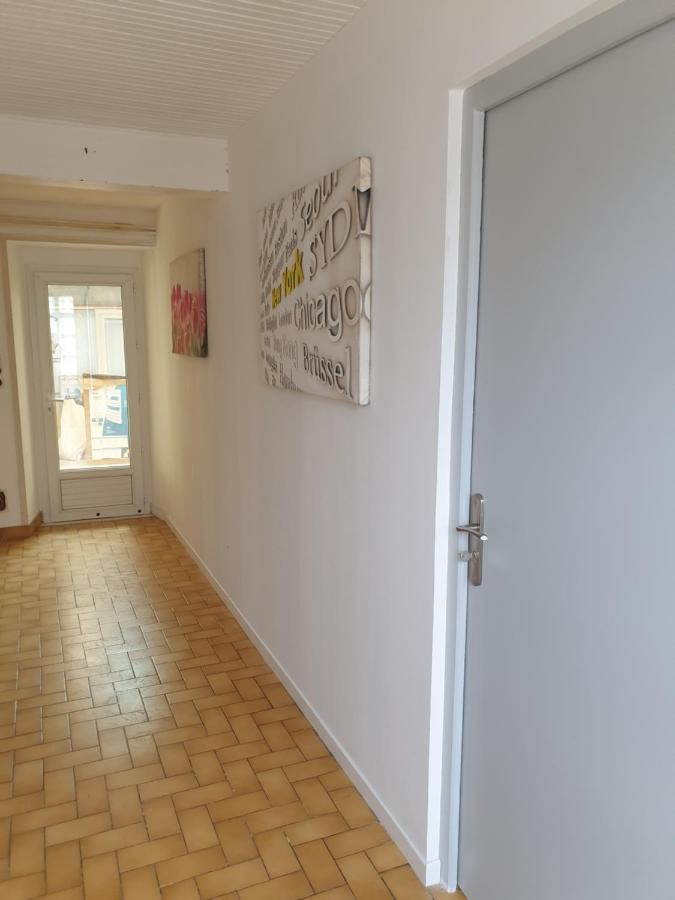 Appartement entier meublé à Beaumont proche Futuroscope et Poitiers Technopole Esterno foto