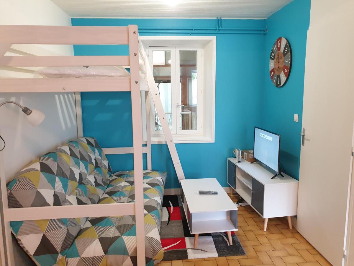Appartement entier meublé à Beaumont proche Futuroscope et Poitiers Technopole Esterno foto