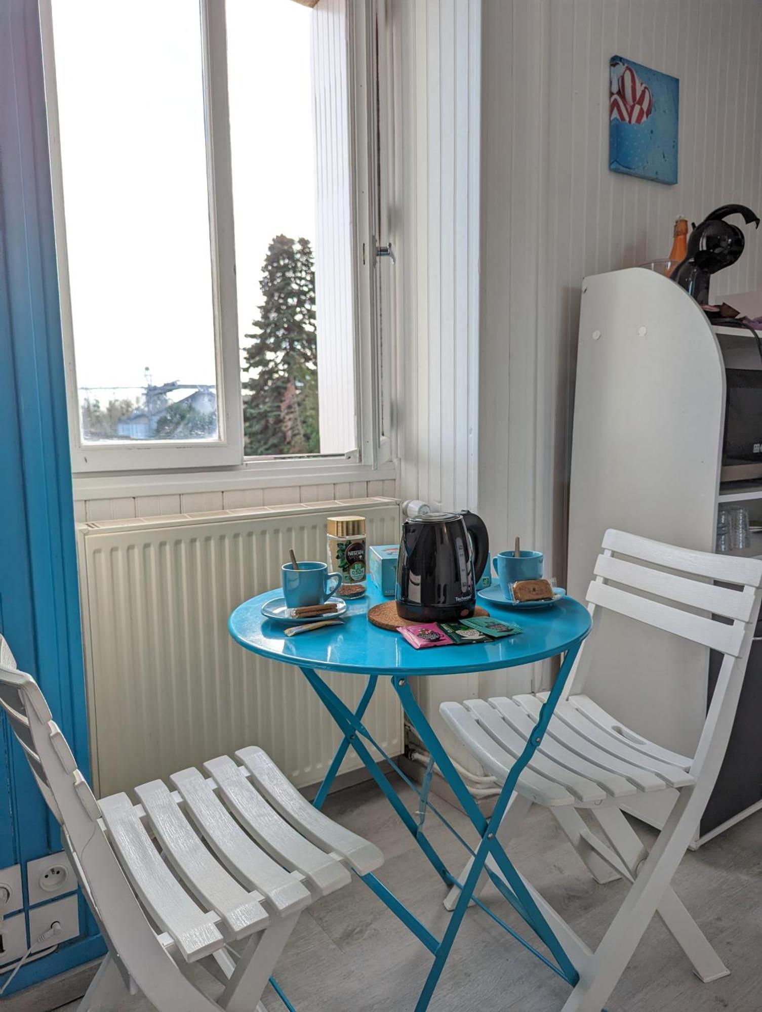 Appartement entier meublé à Beaumont proche Futuroscope et Poitiers Technopole Esterno foto